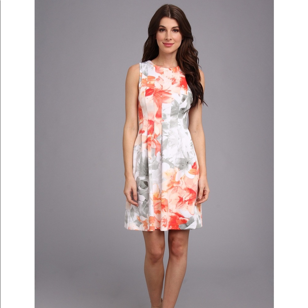 Brand new Vince Camuto floral sleeveless dress - size 6
